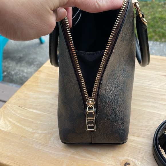 Coach Katy Satchel - Picture 12 of 17